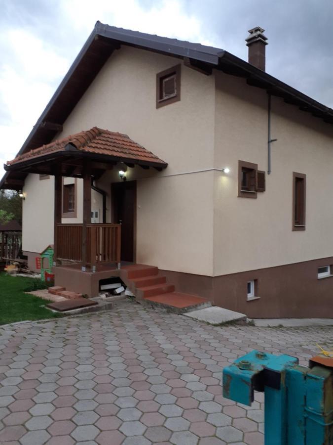 Home Away From Home Ilidža Exterior foto
